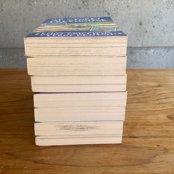 7 x Softcover “Treehouse” Chapter Books - Picture 3 of 7